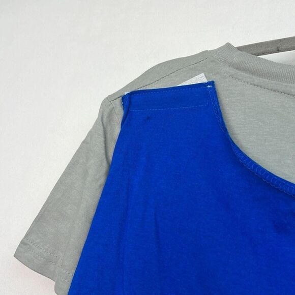 DC Comics Batgirl T-shirt with mask and detachable cape size medium NWT - Picture 11 of 16